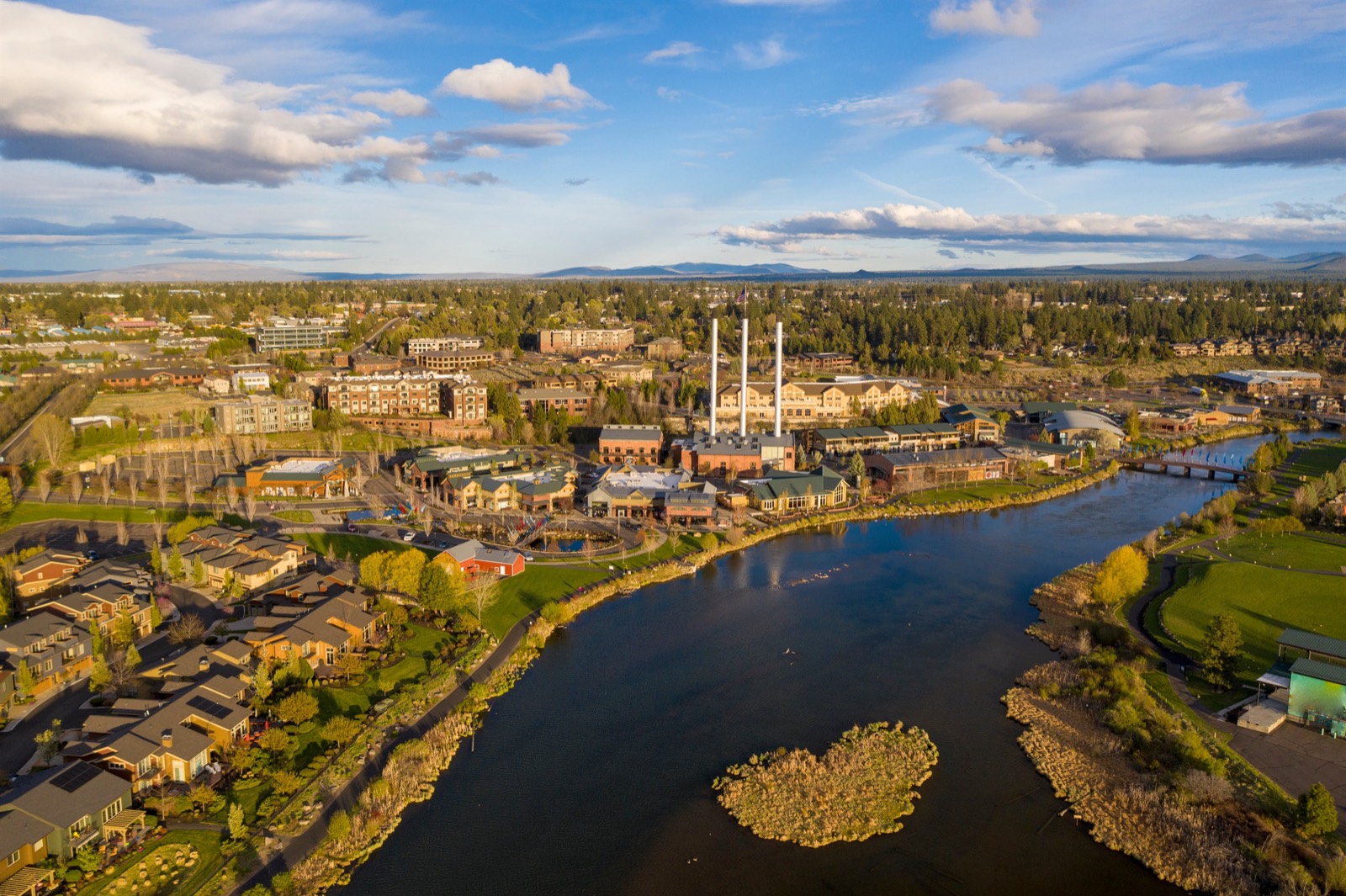 Shops and restaurants in downtown Bend, Oregon