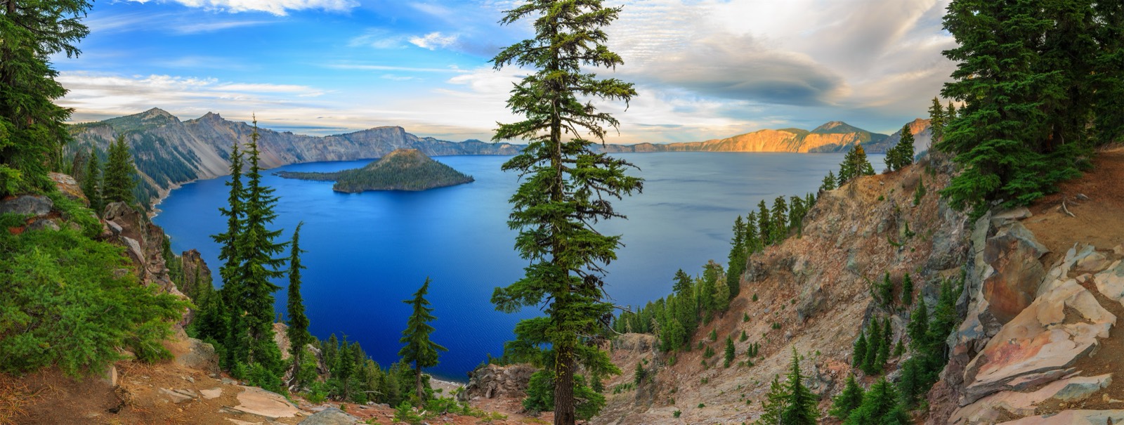 Crater Lake and the surrounding cliffs